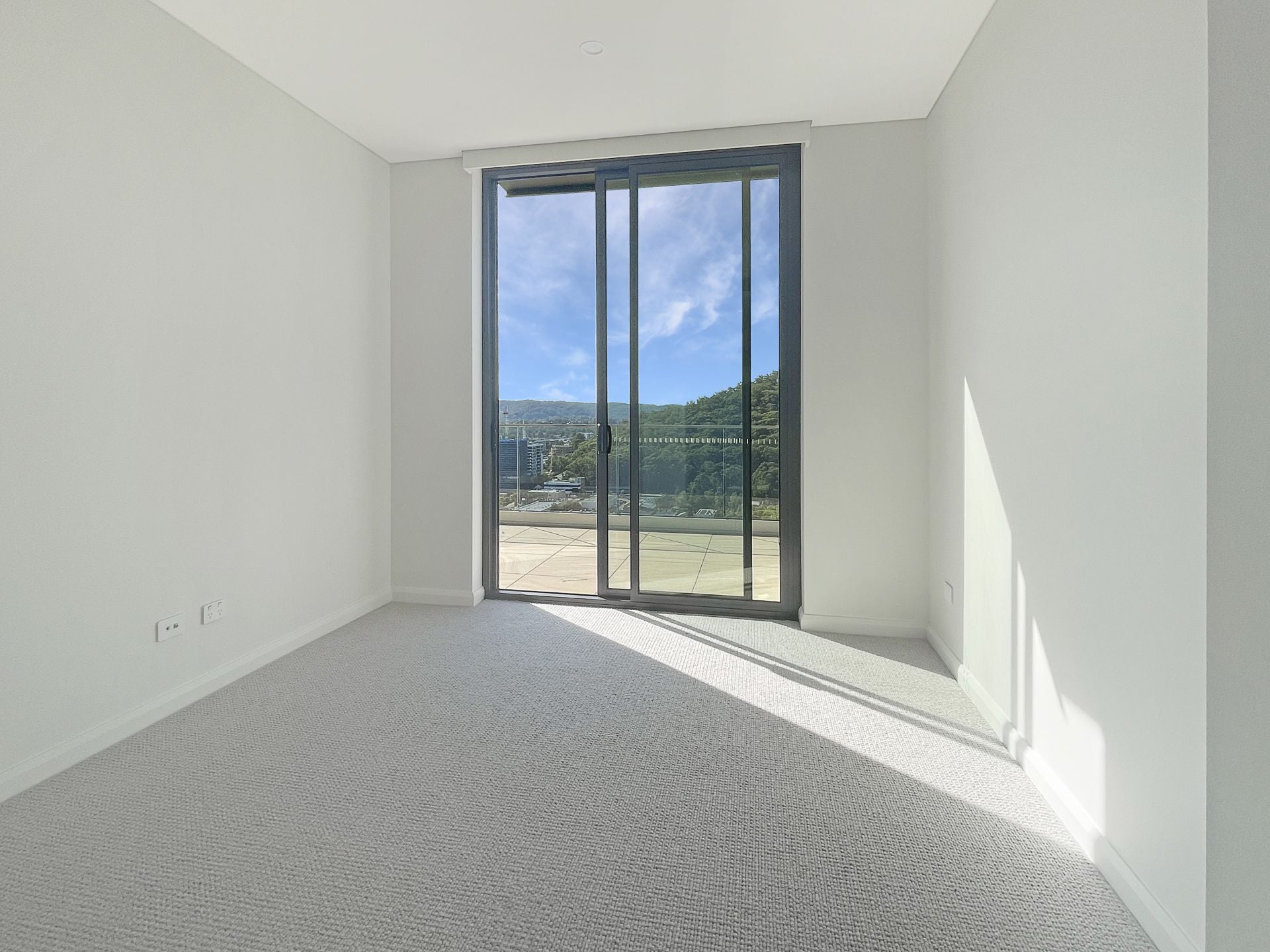 801/89 John Whiteway Drive, Gosford, Gosford - Thumbnail 7