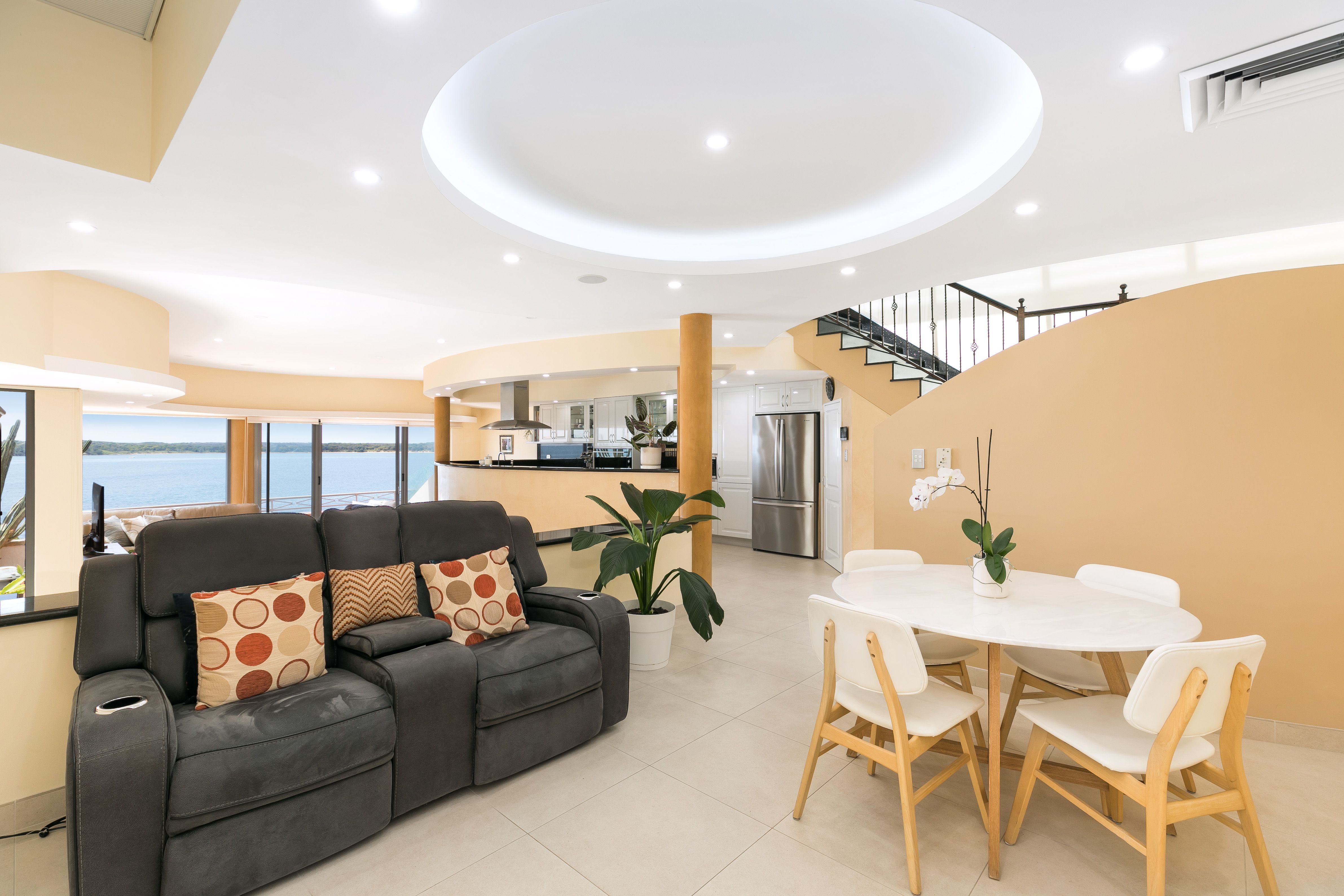 1/8 Glaisher Parade CRONULLA 2230