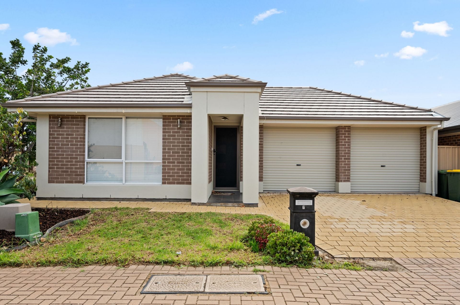 7 Bitts Road, Seaford Meadows, Seaford Meadows - Thumbnail 2