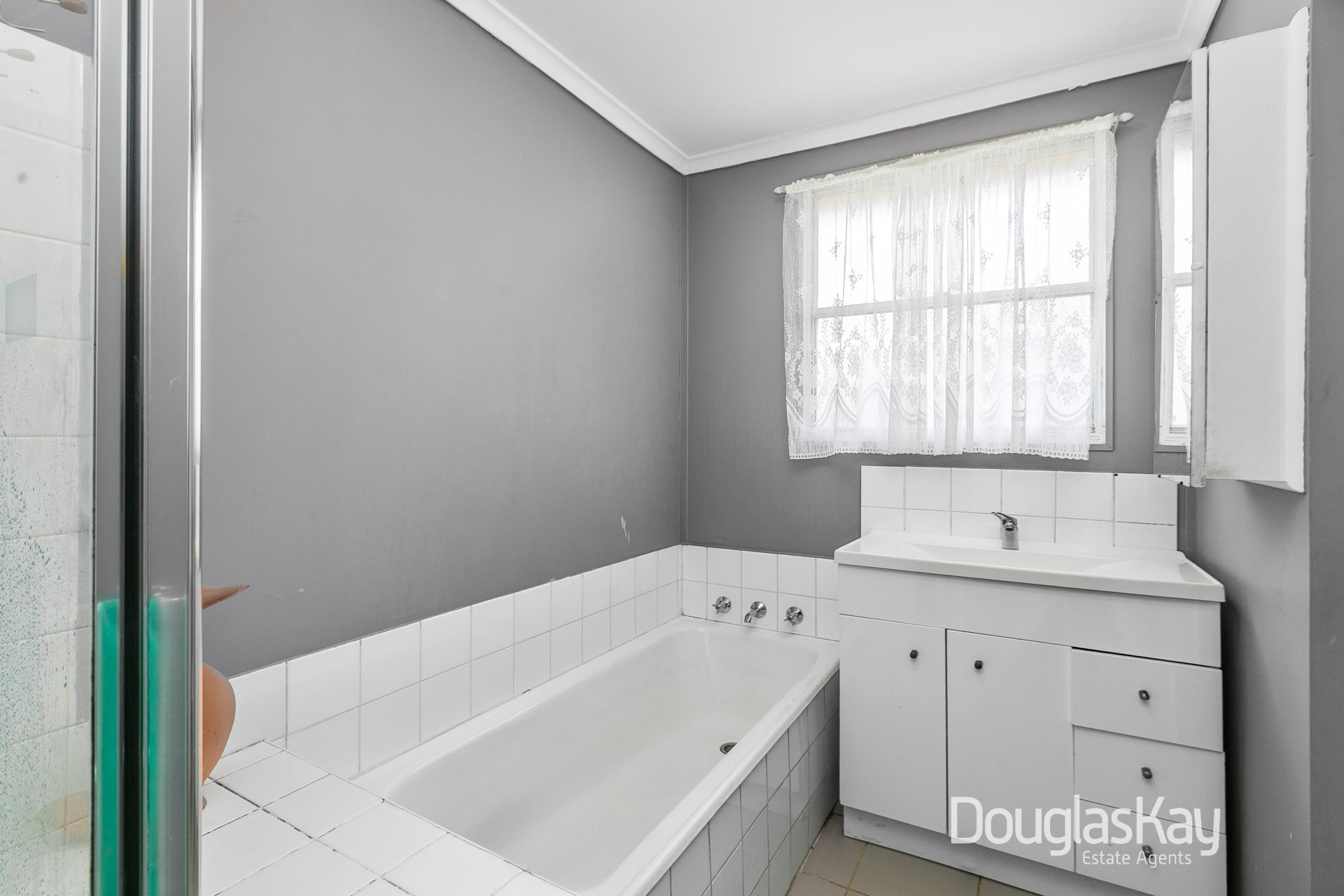24 Valentine Crescent, Sunshine West VIC, Sunshine West - Thumbnail 8