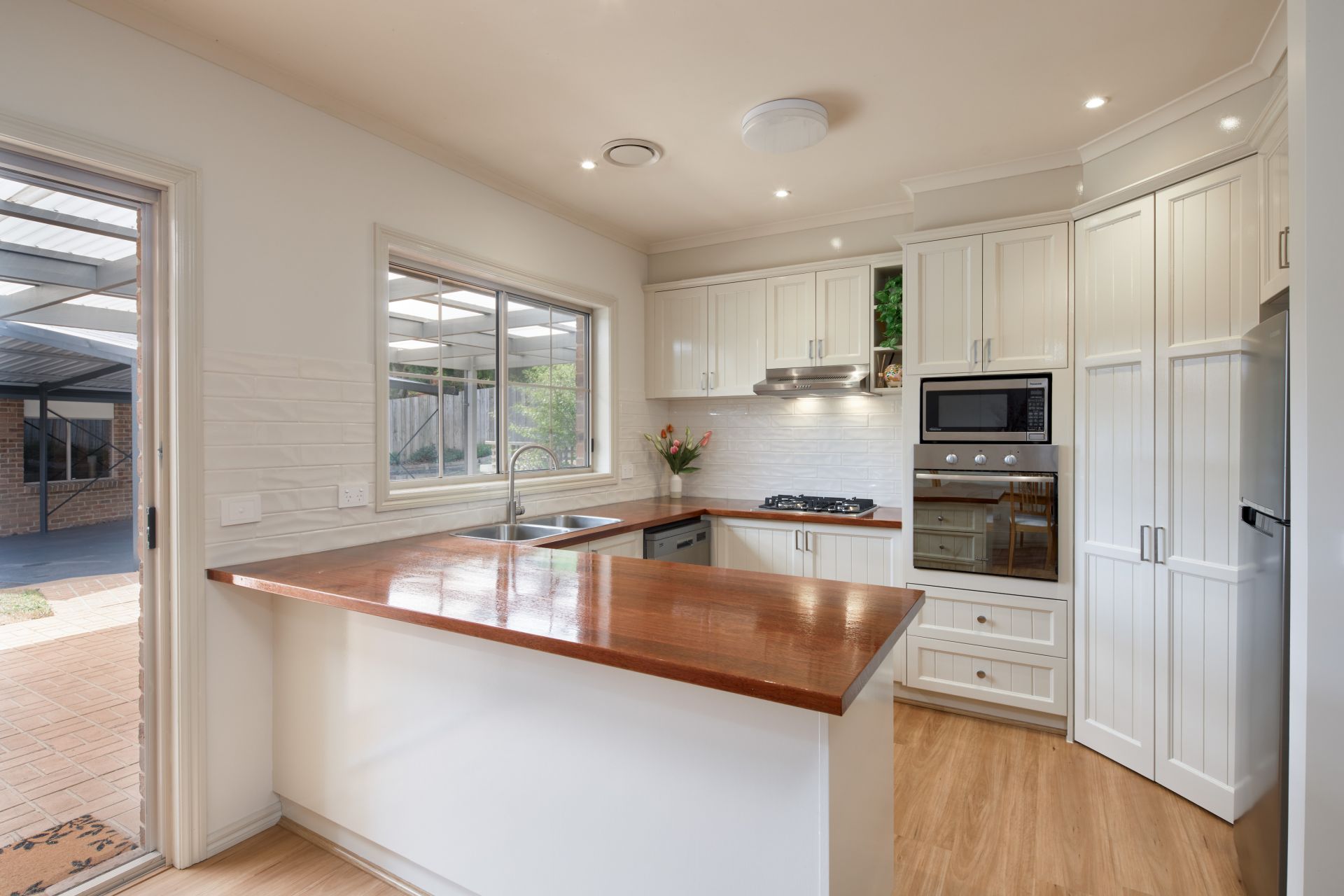 24 Ellen Close, Warragul VIC, Warragul - Thumbnail 6