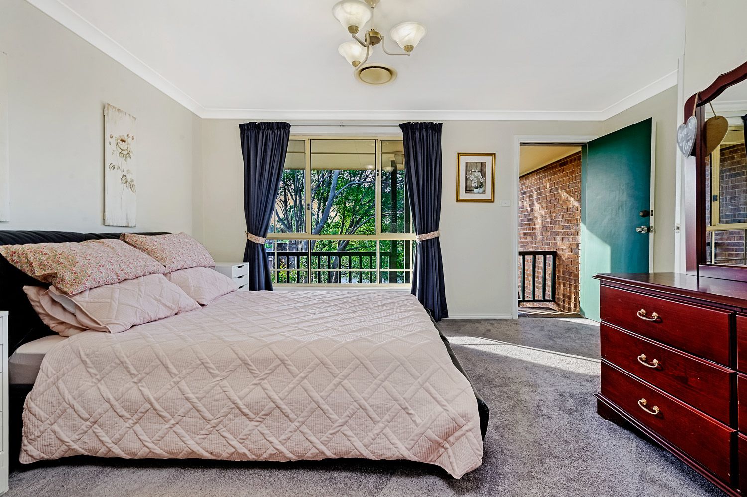 16 Doulton Drive, Cherrybrook, Cherrybrook - Thumbnail 8