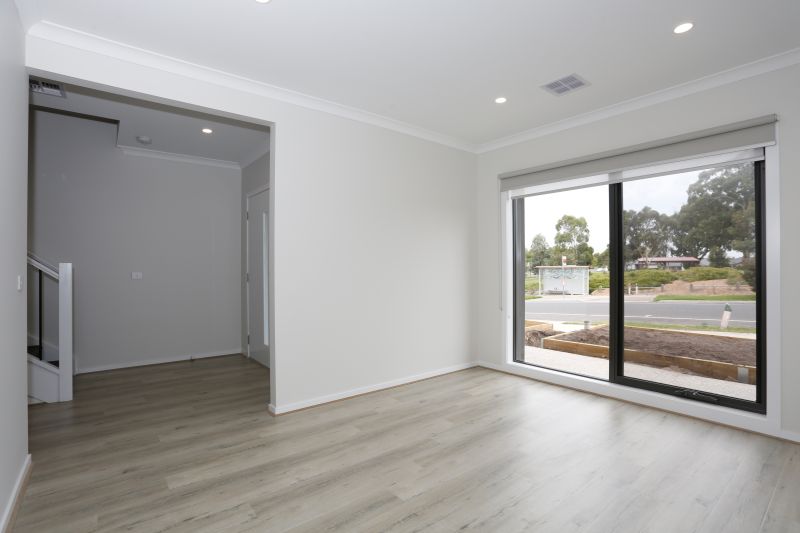 62 Cravens Road, Mernda