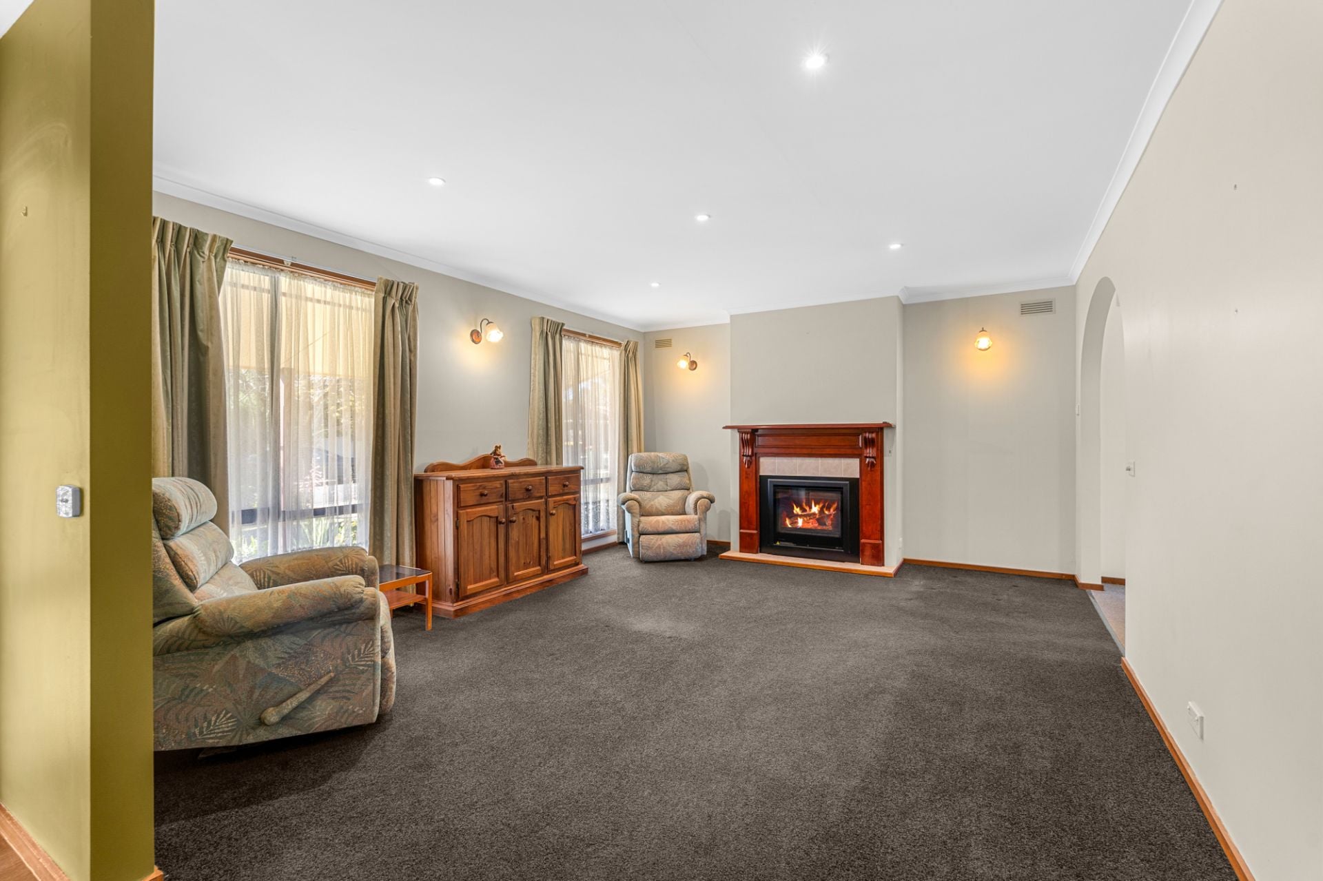 25 Deakin Drive Flora Hill VIC, Flora Hill - Thumbnail 2
