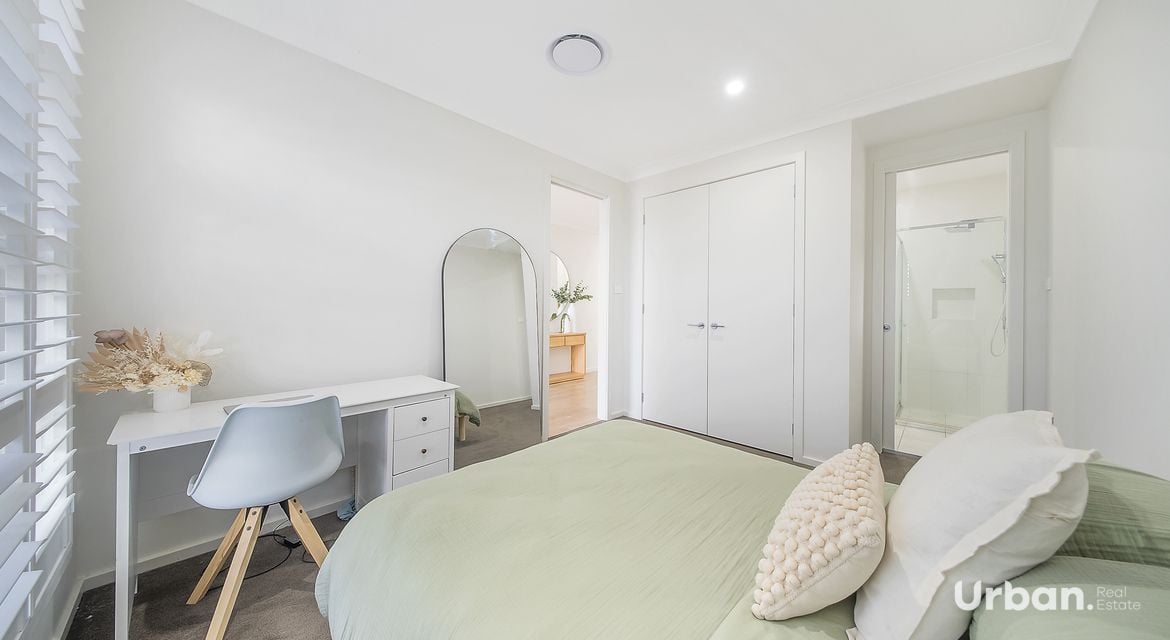 Lochinvar 11 Gregory Road