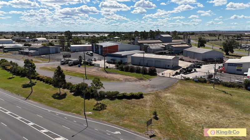 Office/Warehouse w/ Yard & Highway Exposure!