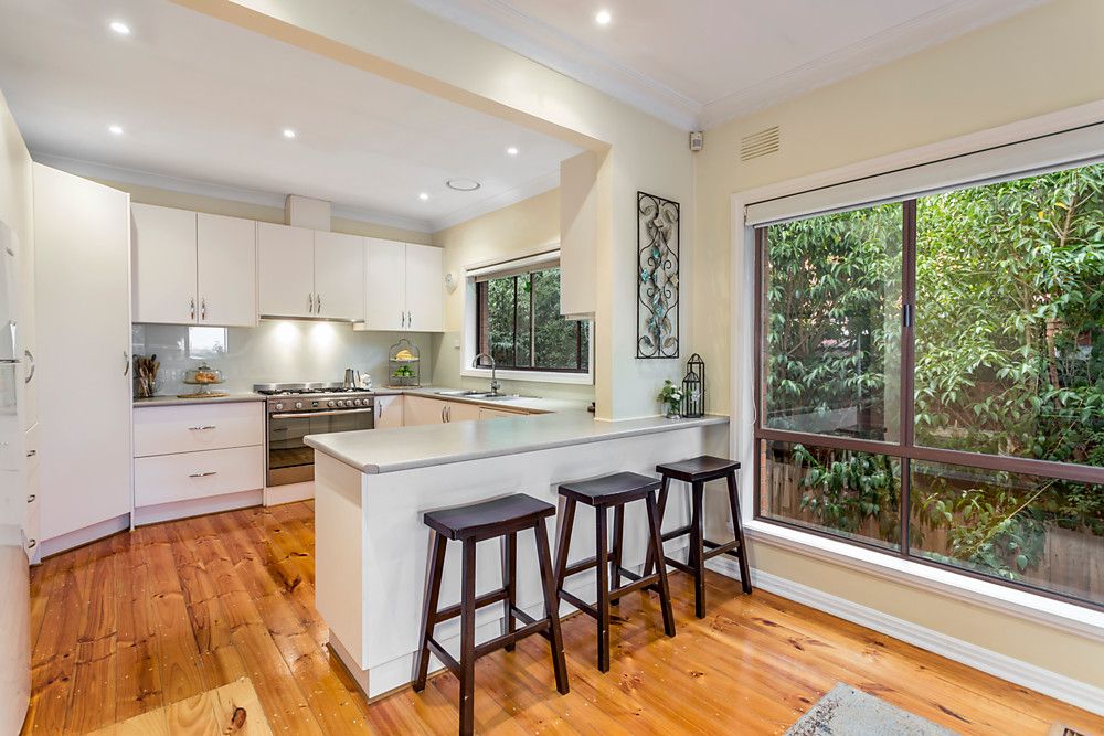 Northern Living in a Premier Location!