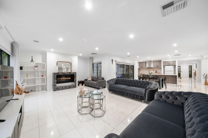 54 Bridgehaven Drive, Craigieburn