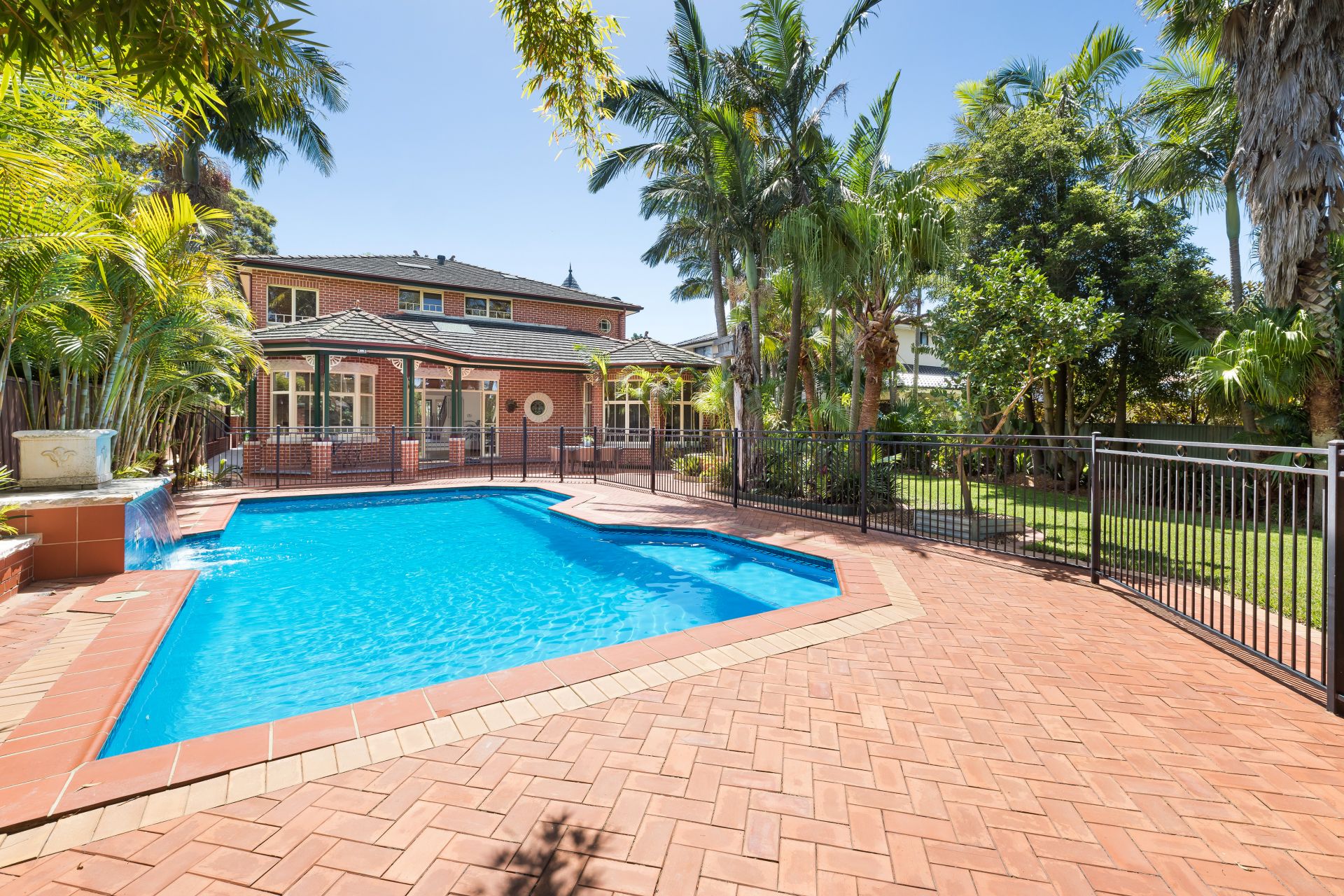 32 Telopea Avenue, CARINGBAH SOUTH, Caringbah South - Thumbnail 3