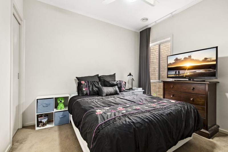 17 Rawlings Terrace, Epping