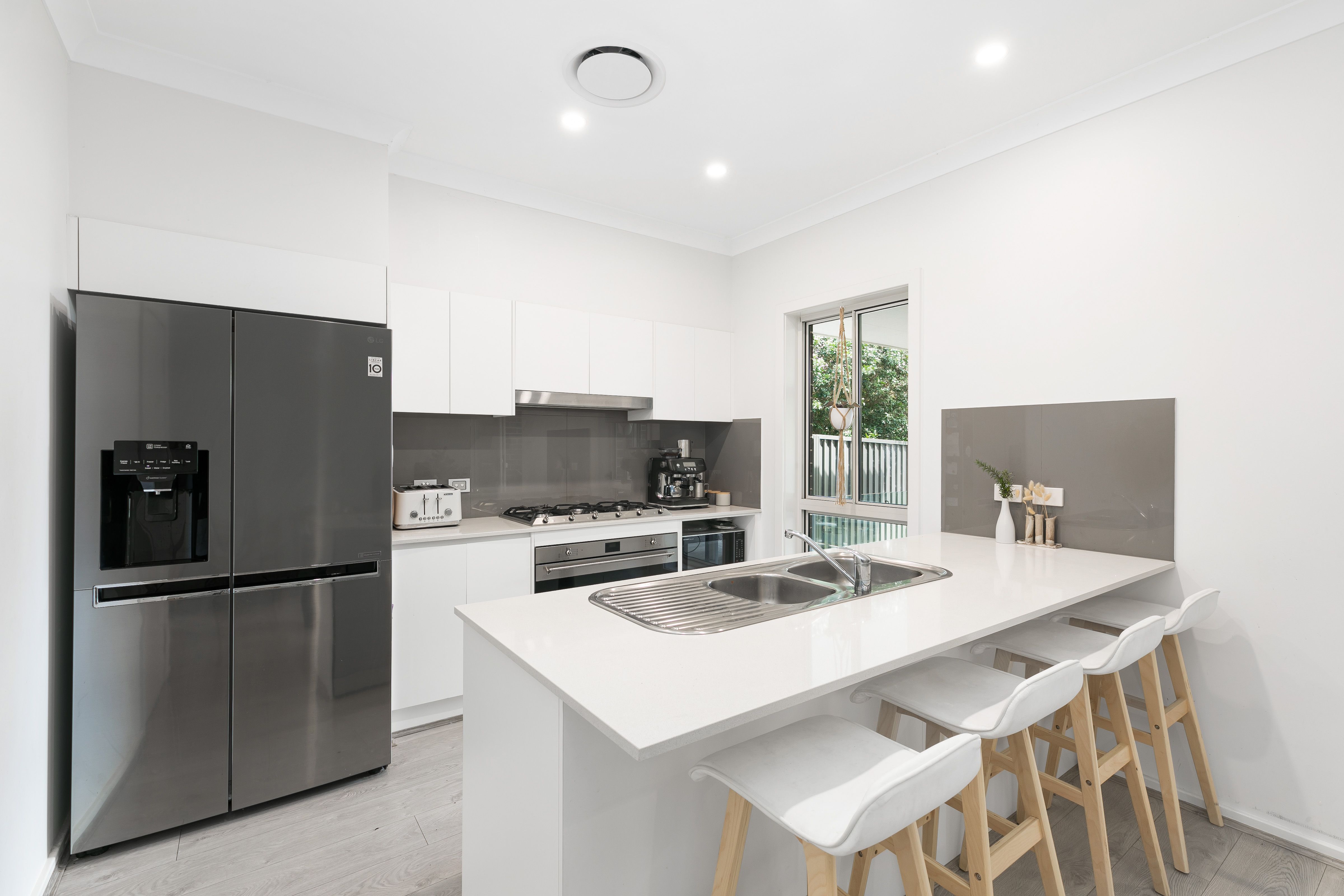 131b Denman Avenue, CARINGBAH, Caringbah - Thumbnail 5