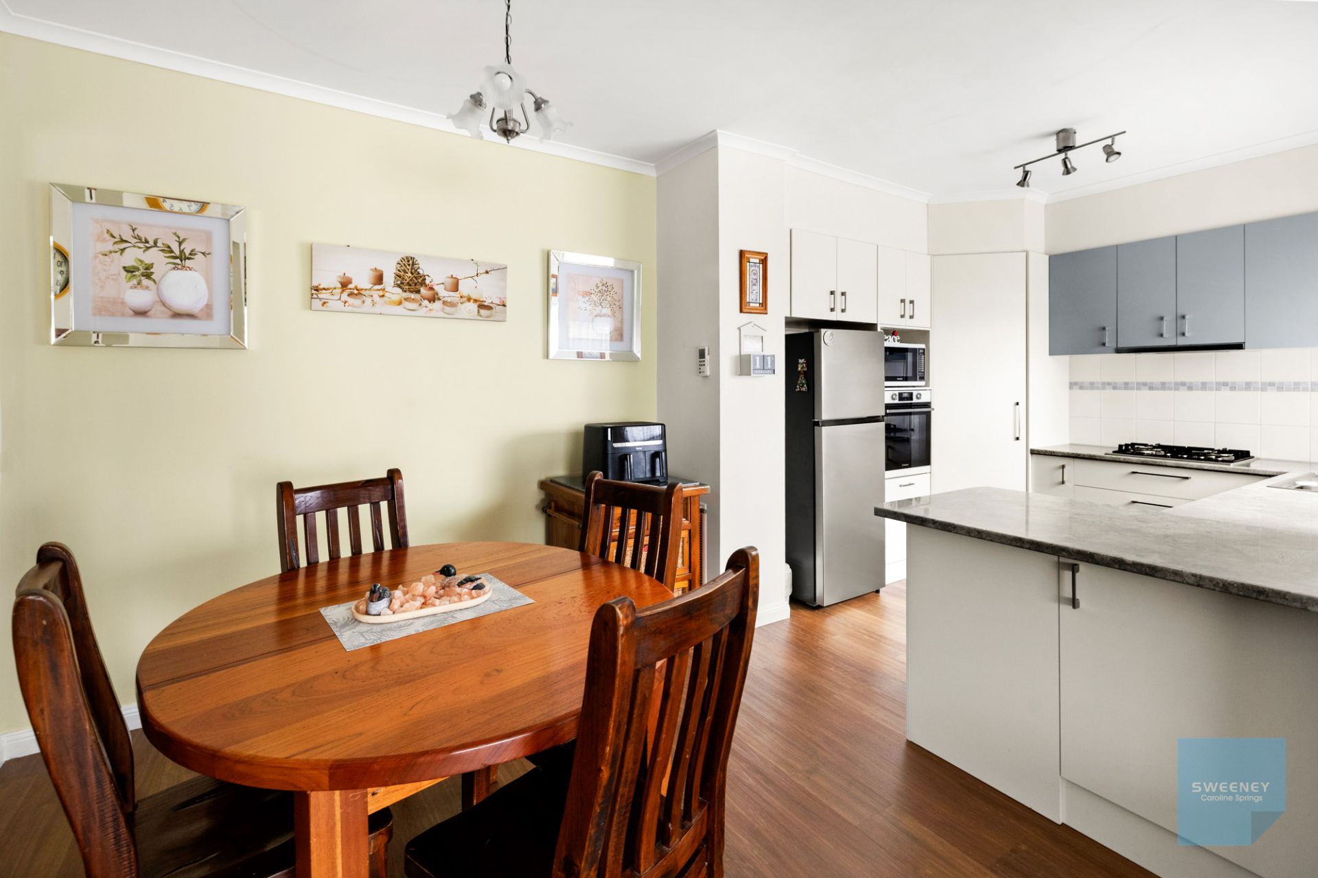 69 The Glades, Taylors Hill - Thumbnail 4