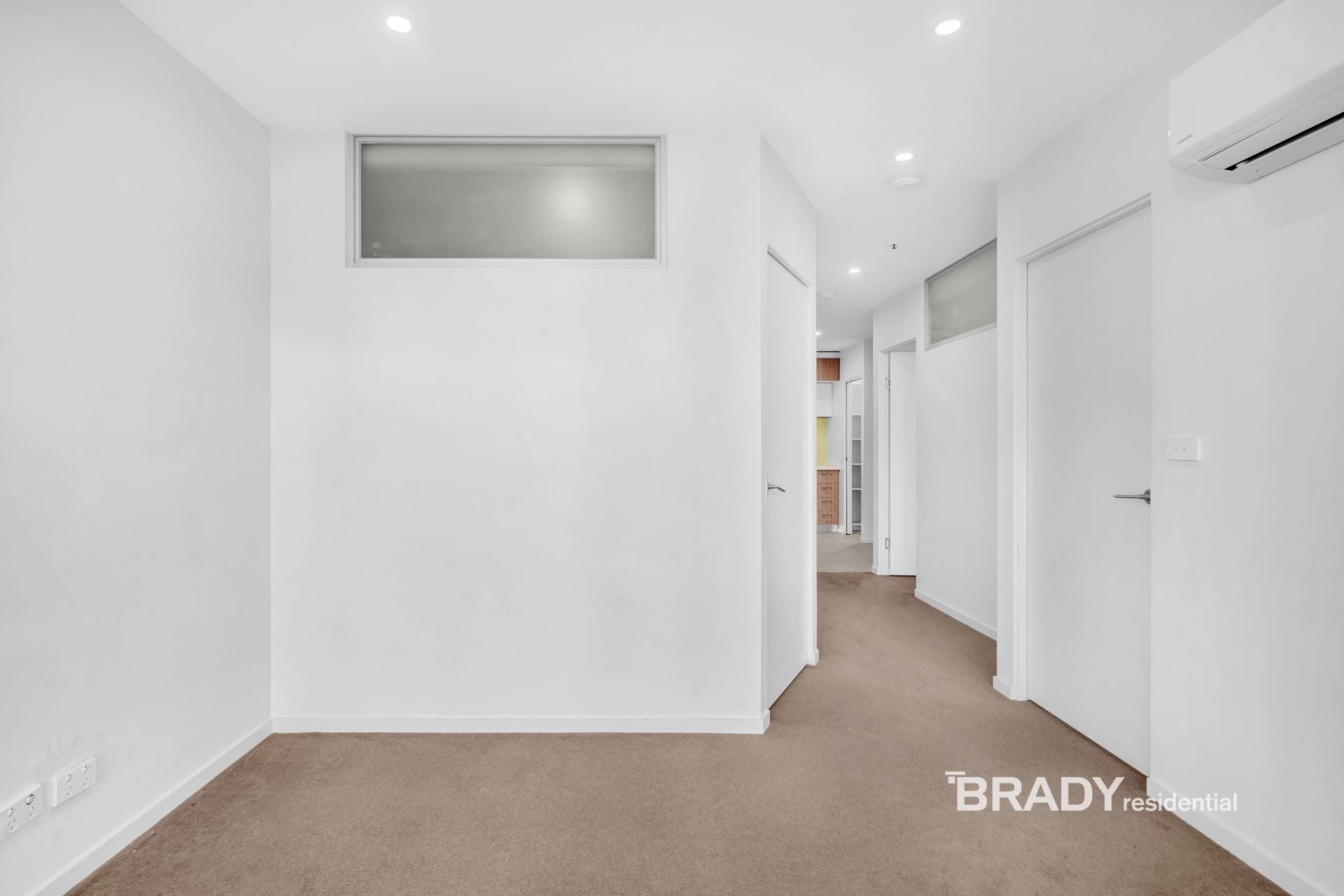 3909/8 Sutherland Street Melbourne VIC, Melbourne - Thumbnail 4