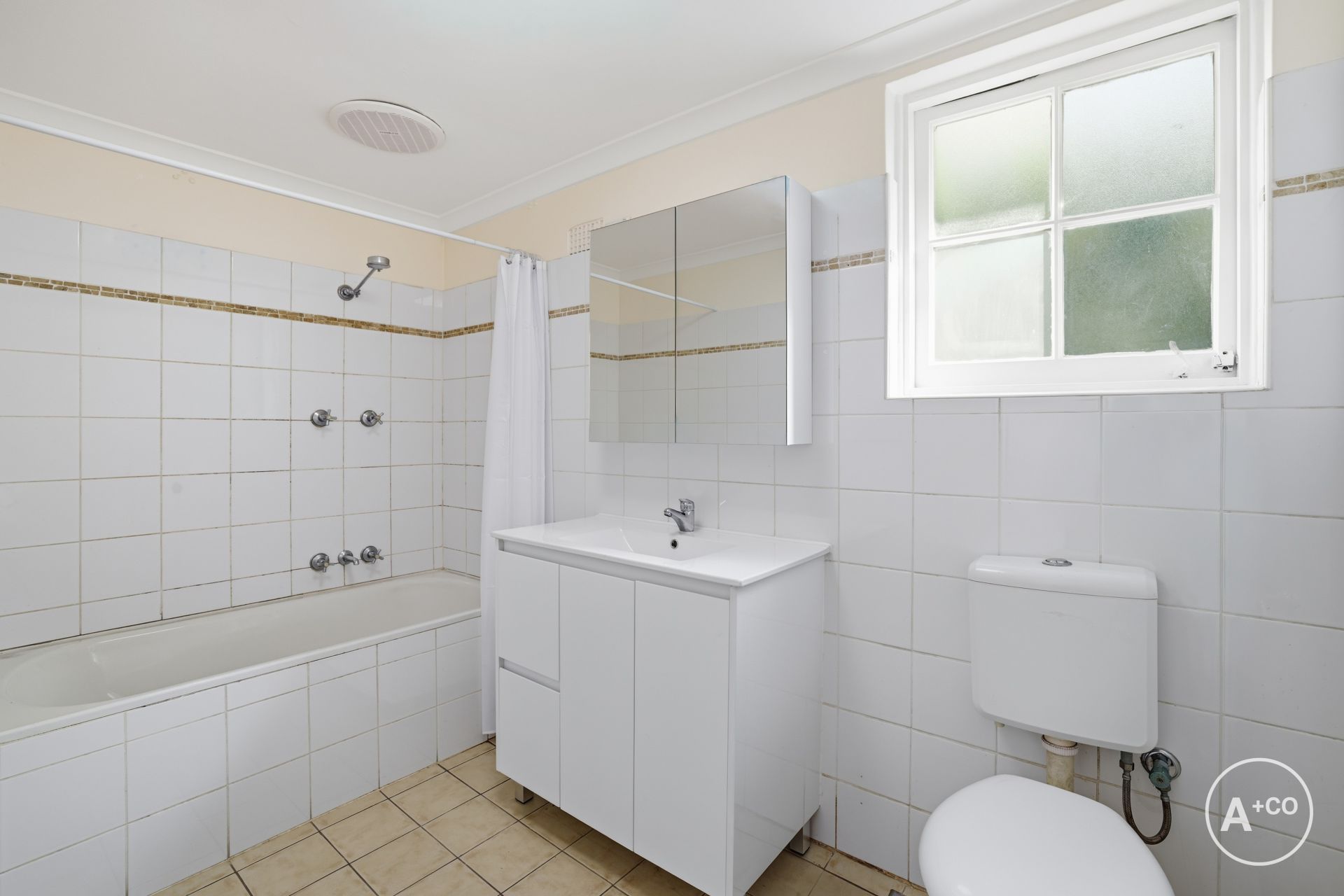 Bondi Junction, Bondi Junction, Bondi Junction - Thumbnail 5