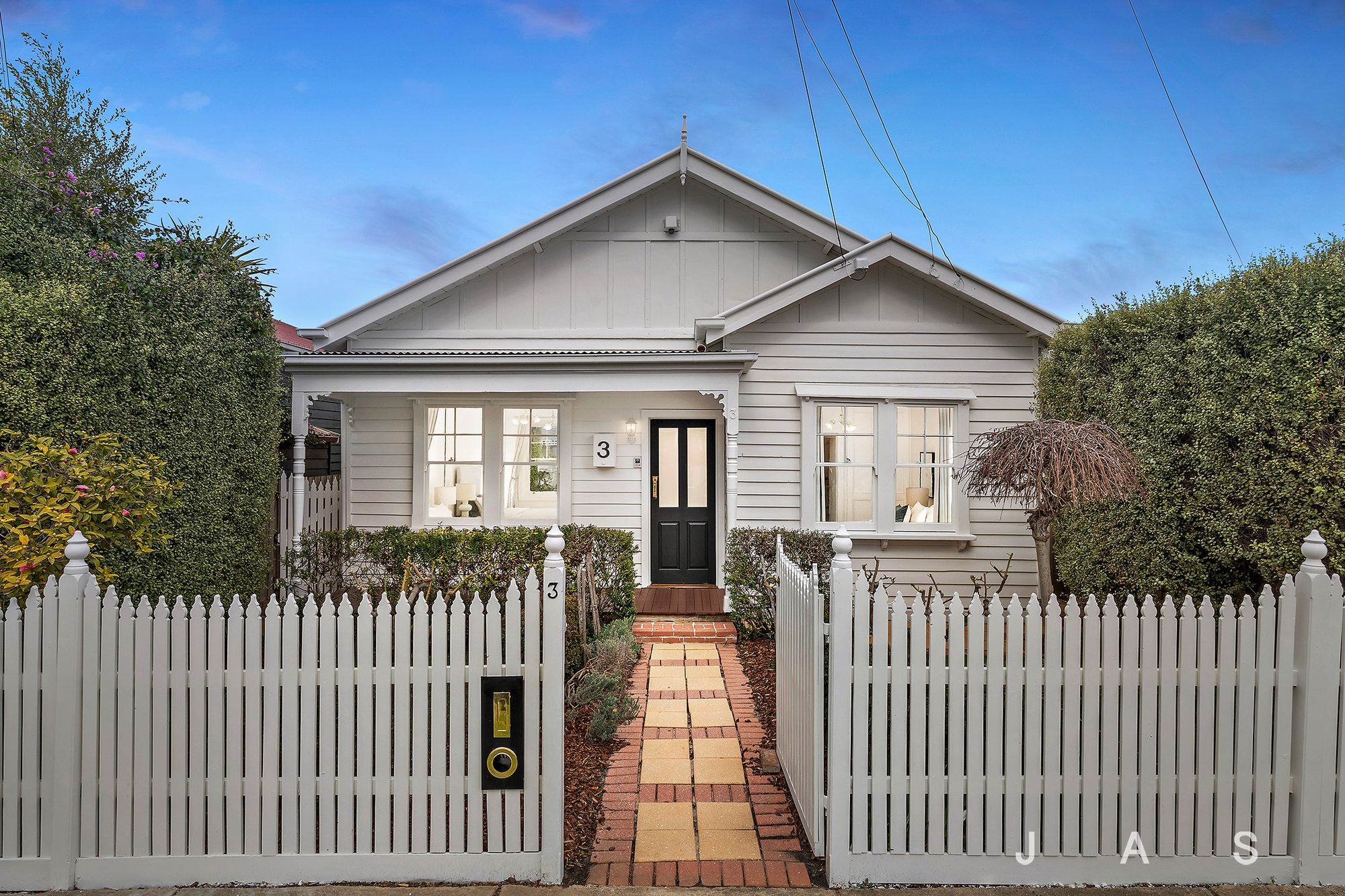 3 Molesworth Court, West Footscray, West Footscray - Thumbnail 2