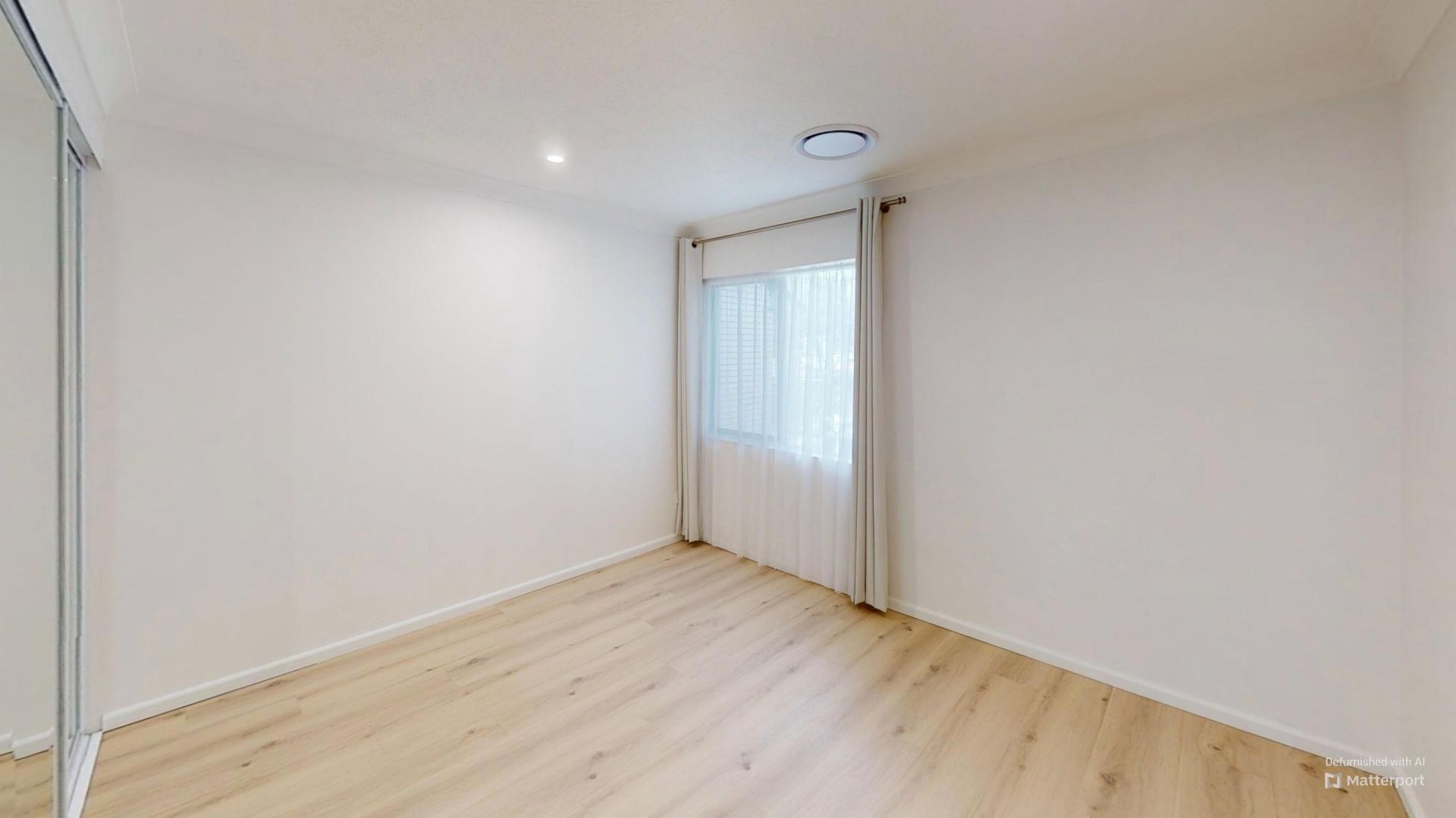 8/34 Seaside Avenue, Mermaid Beach - Thumbnail 4