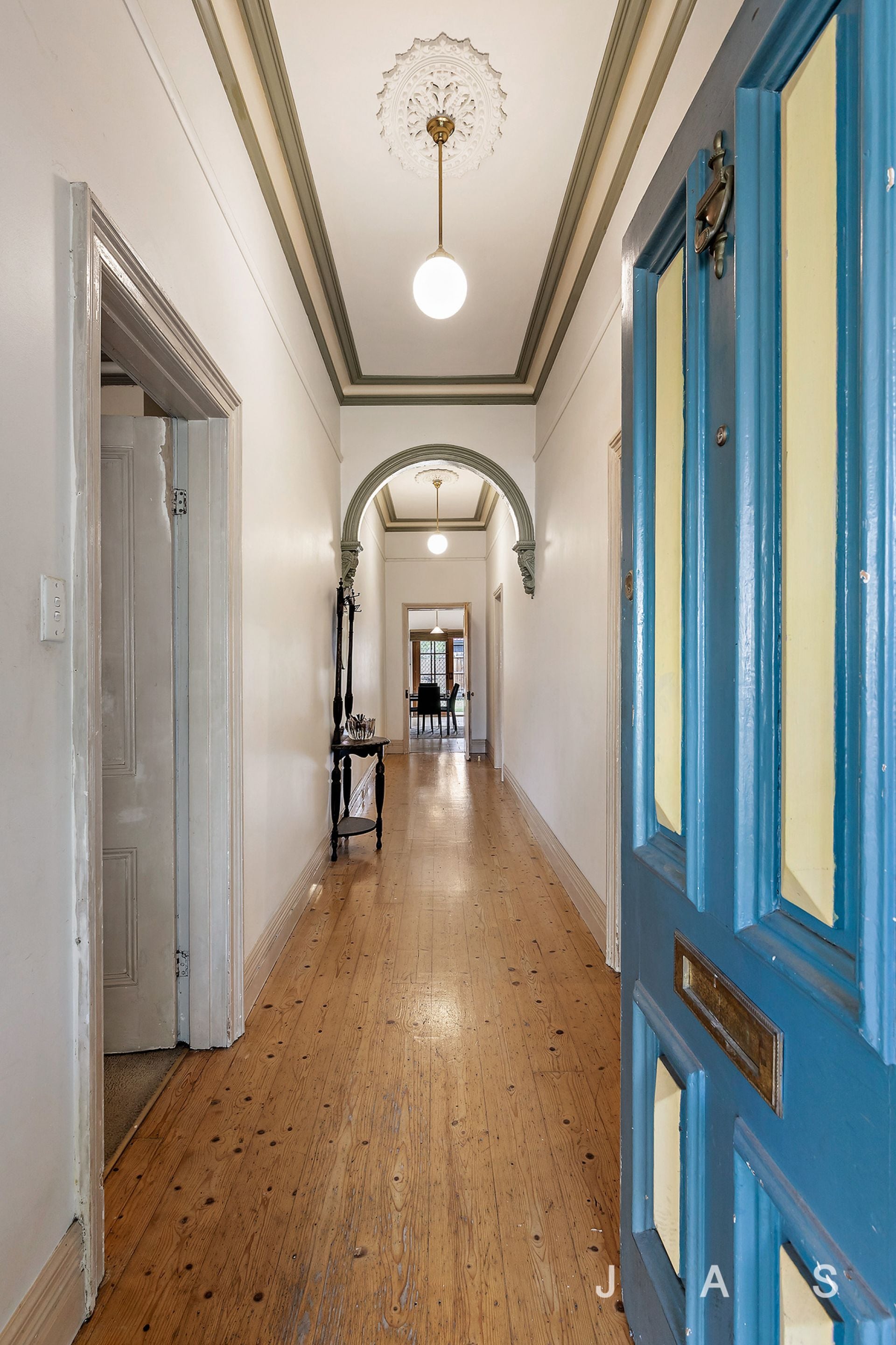 16 Commercial Road Footscray VIC, Footscray - Image 1