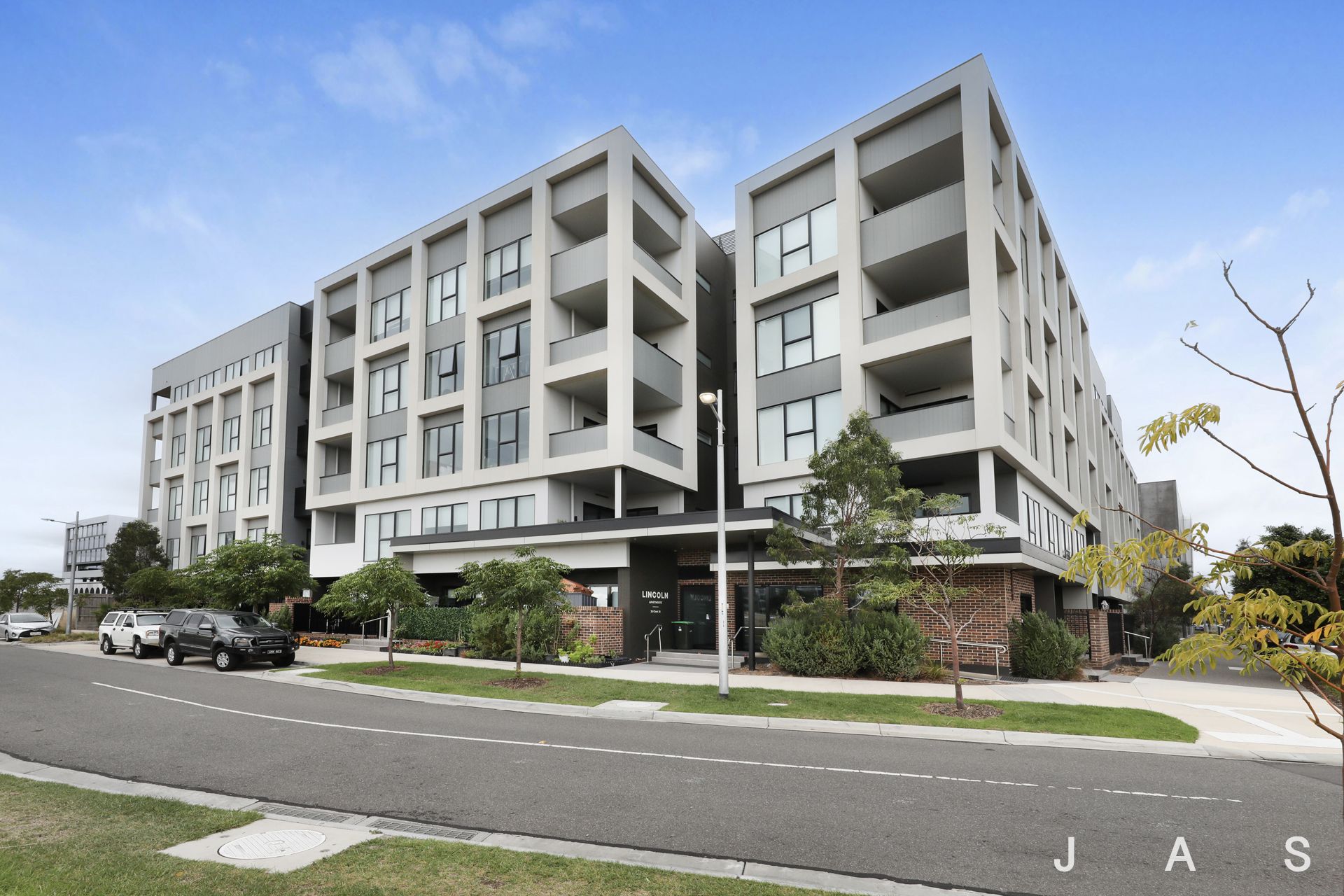304/38 Clark Street Williams Landing VIC, Williams Landing - Thumbnail 2