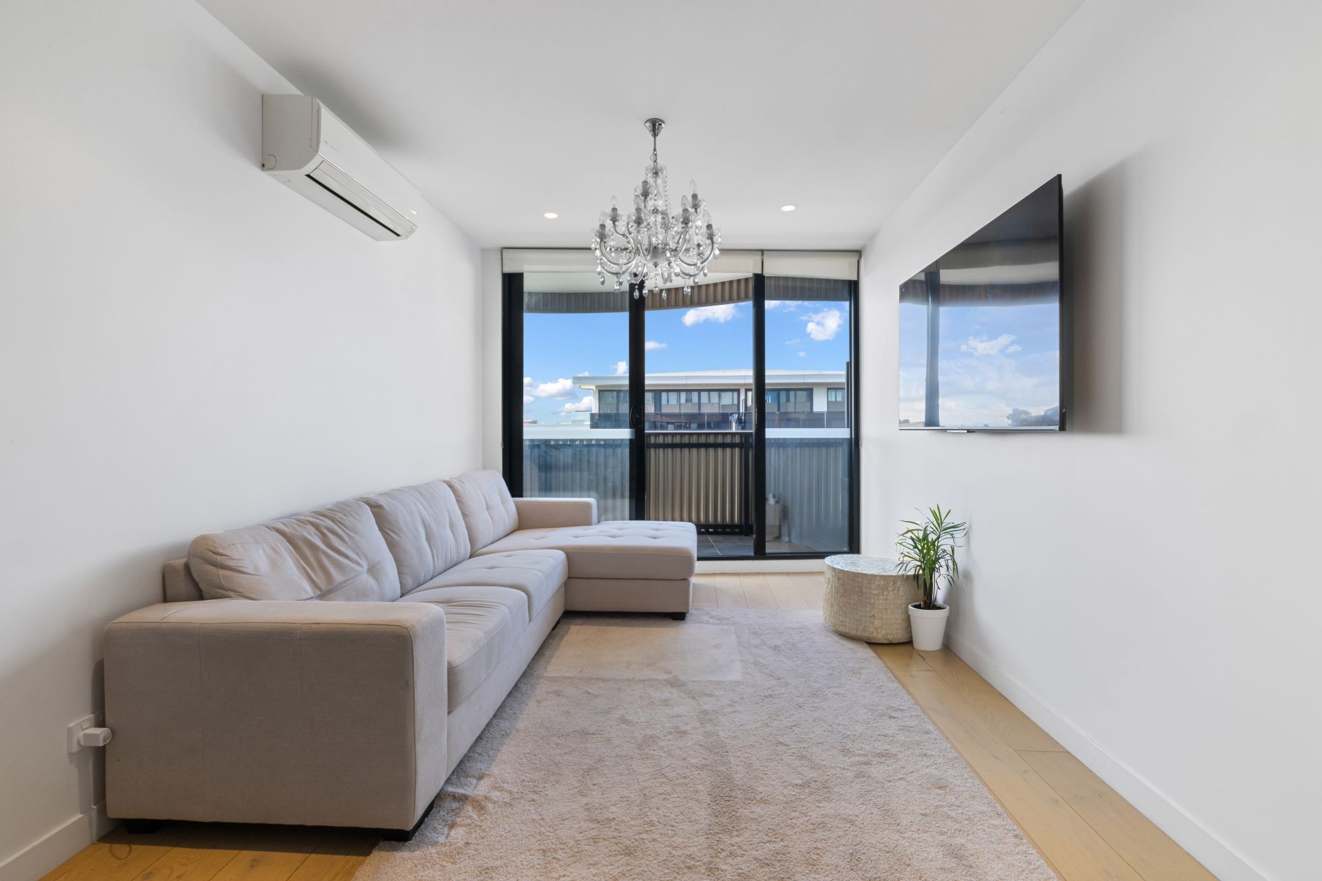 Contemporary Two-Bedroom Apartment in the Heart of Preston