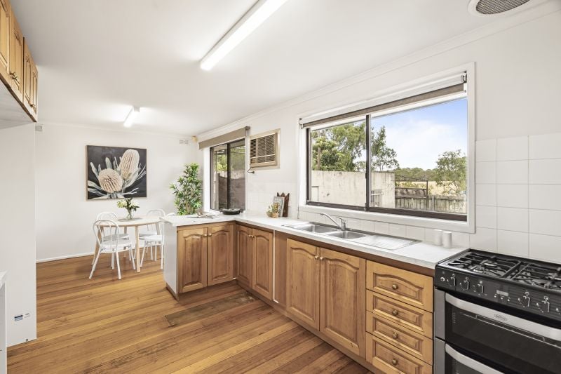 36 Casey Drive, Lalor