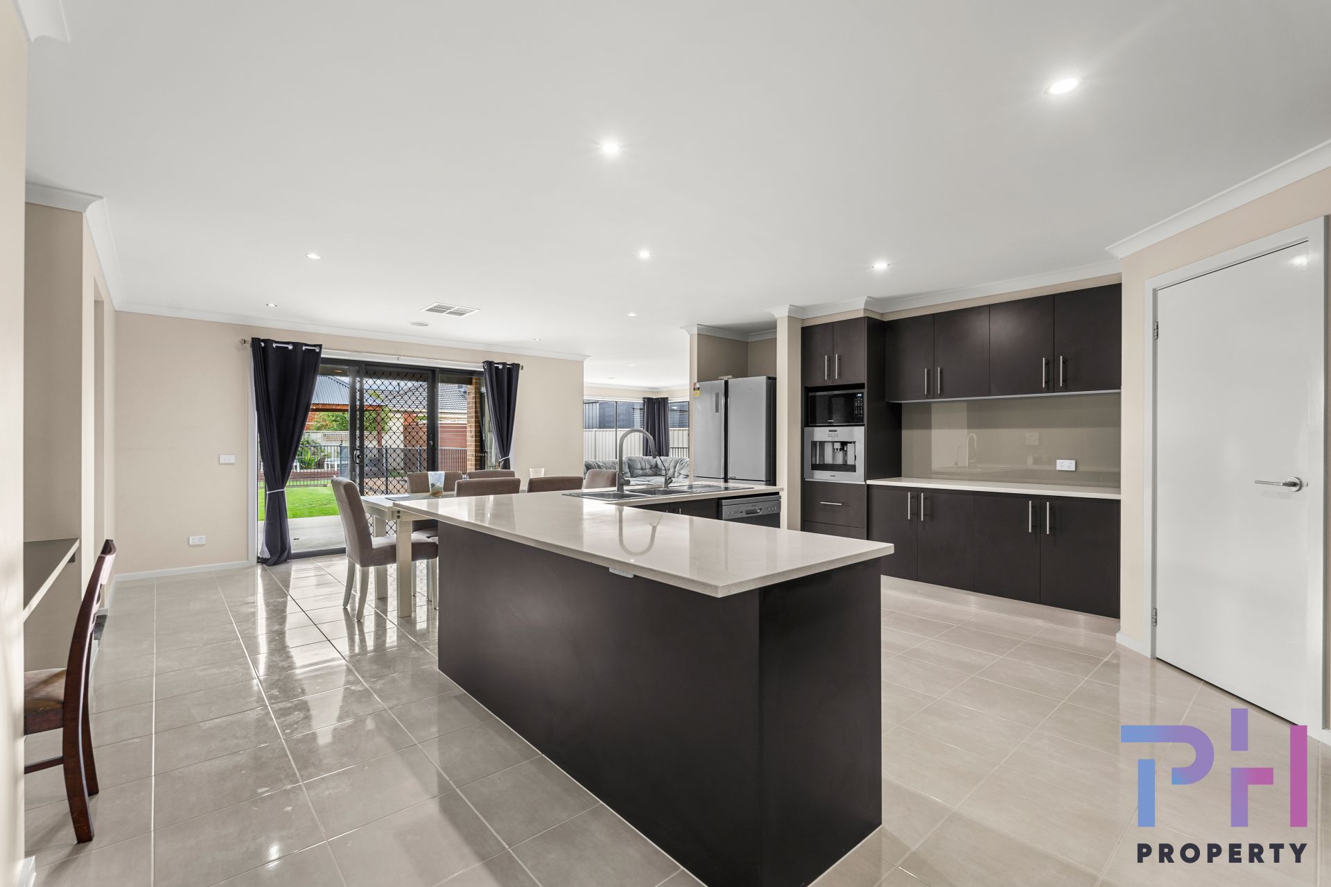 45 Garden Drive Epsom VIC, Epsom - Thumbnail 3