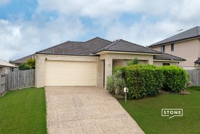 North Lakes 13 Highcliff Crescent