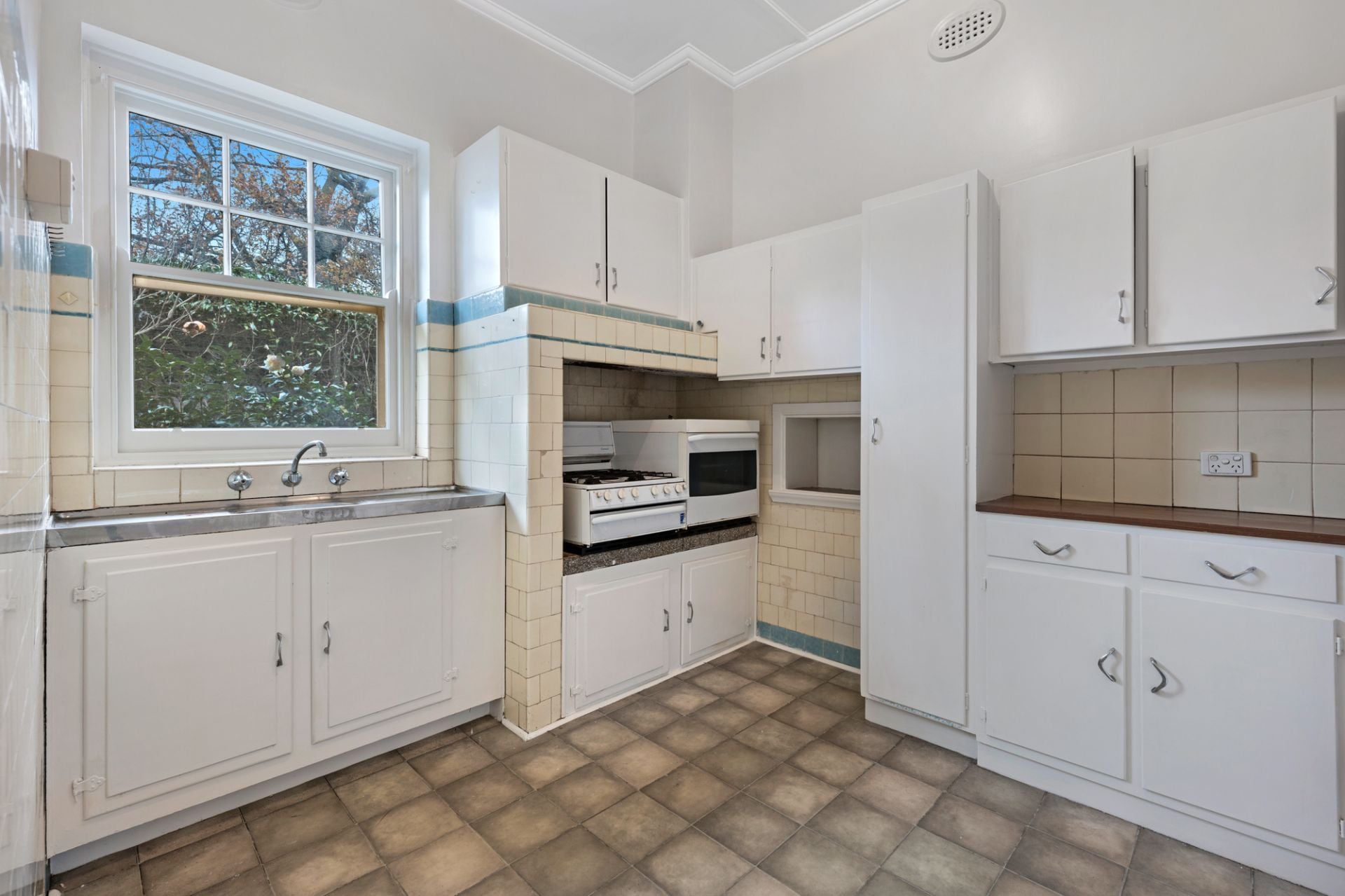 6/18-20 Burton  Avenue, Hawthorn, Hawthorn - Thumbnail 5