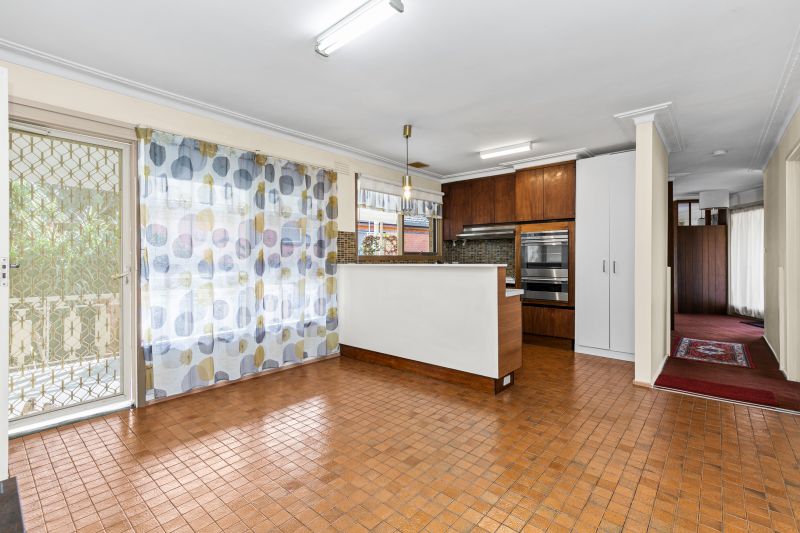 3 Kenna Drive, Lalor
