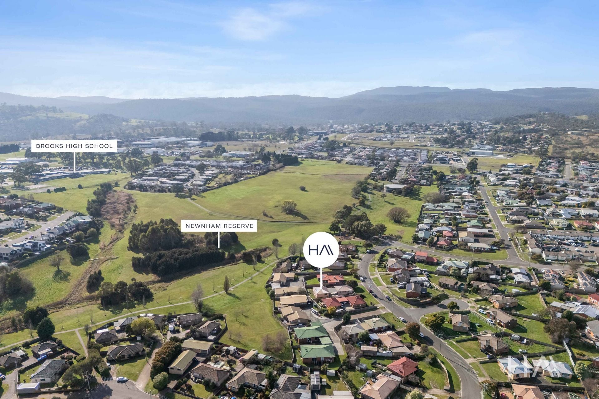 2/16 Bishops Drive Newnham, Newnham - Image 1