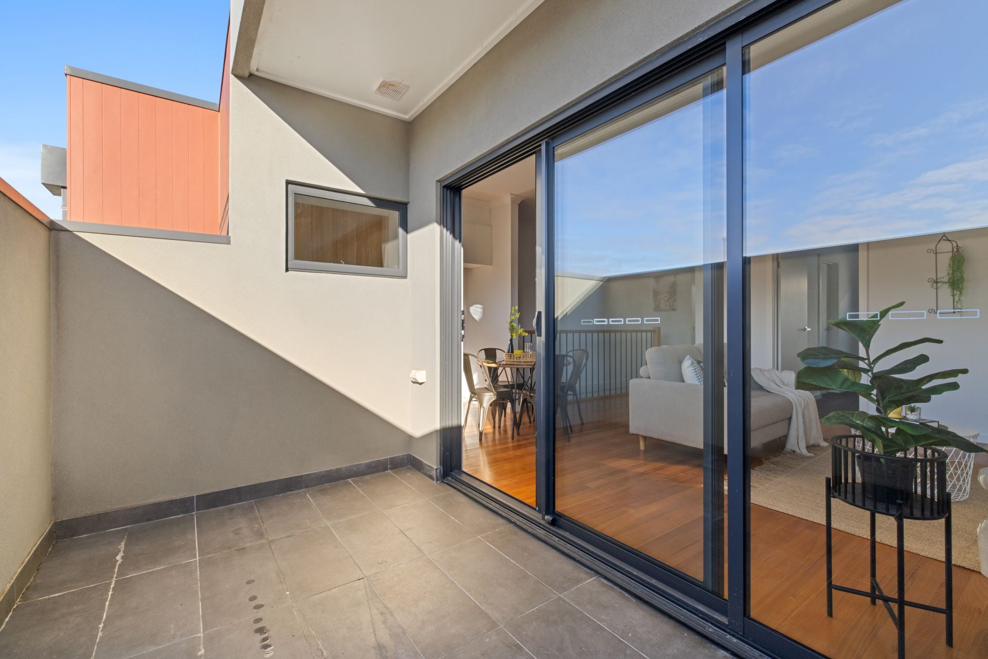 Stylish Two Bedroom Townhouse in Prime Location!