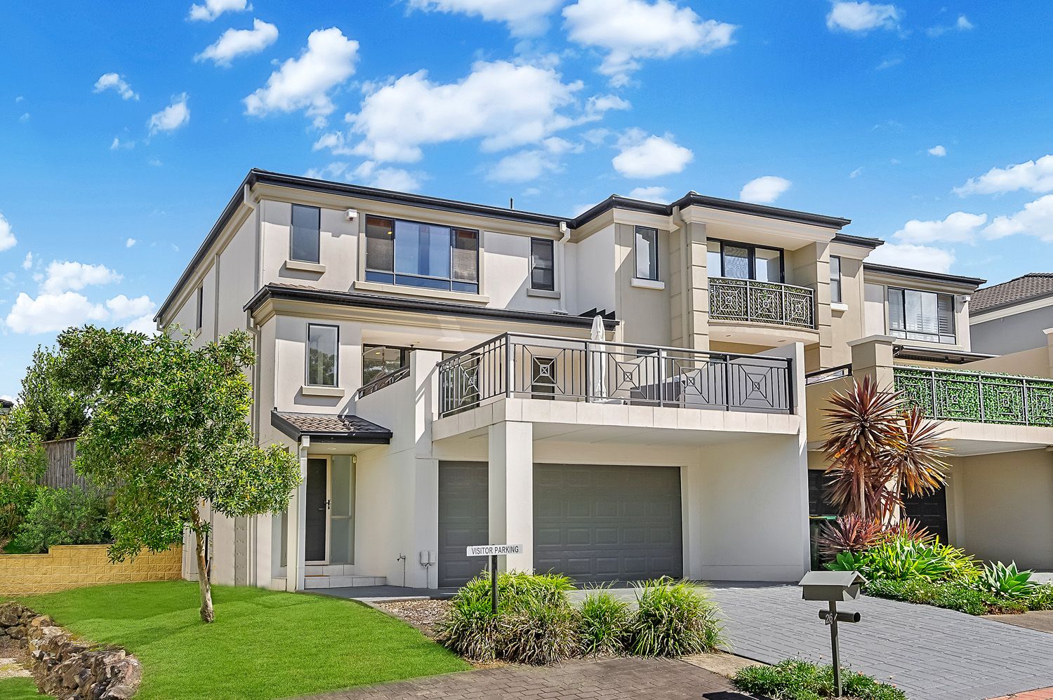 26 Silver Ash Way, Thornleigh, Thornleigh - Thumbnail 2