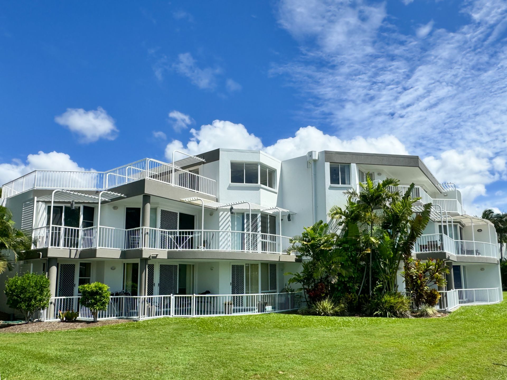 79/1 Lee Road, Runaway Bay - Thumbnail 3