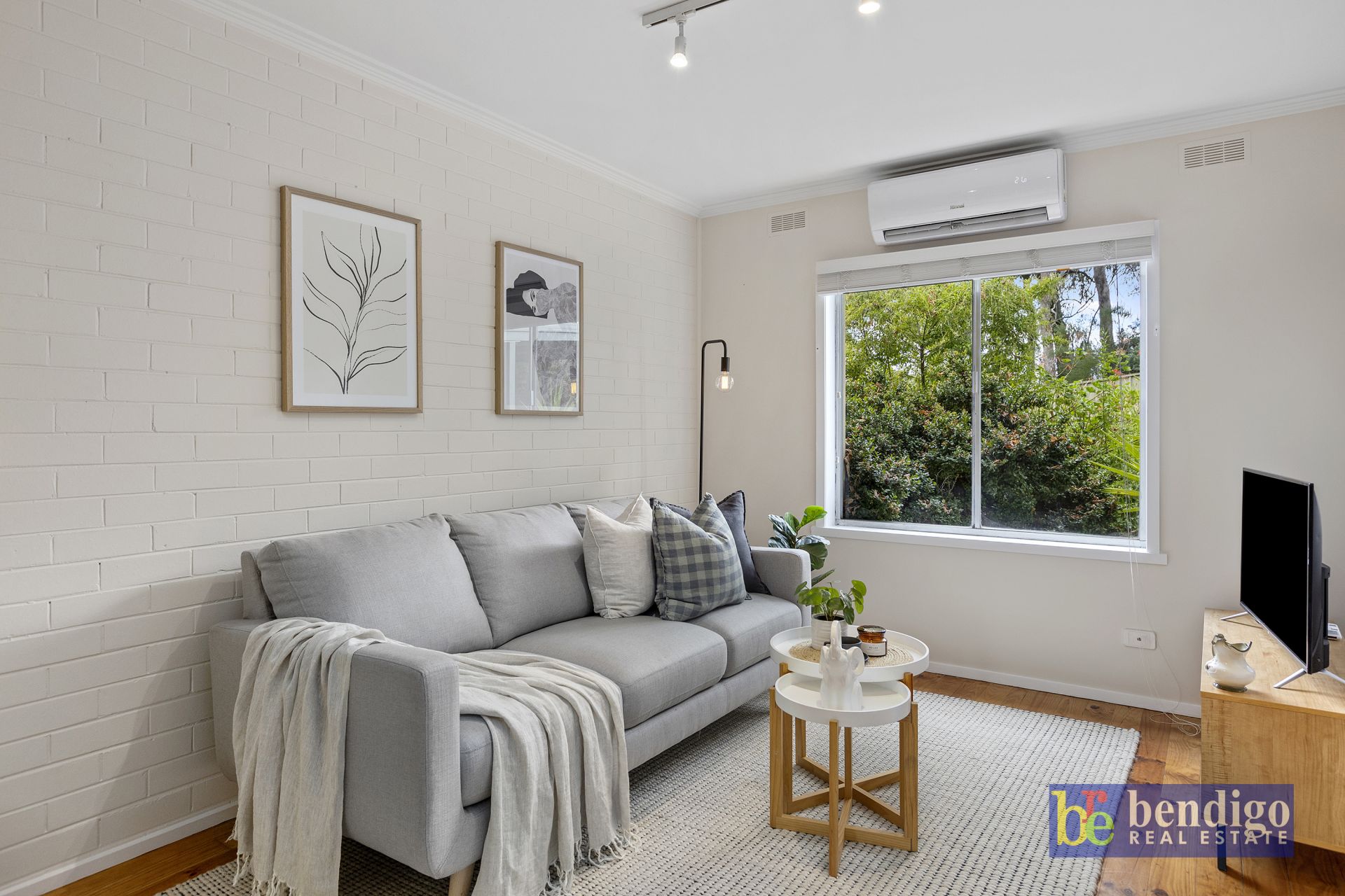 4/6 Race Street Flora Hill VIC, Hill - Thumbnail 2