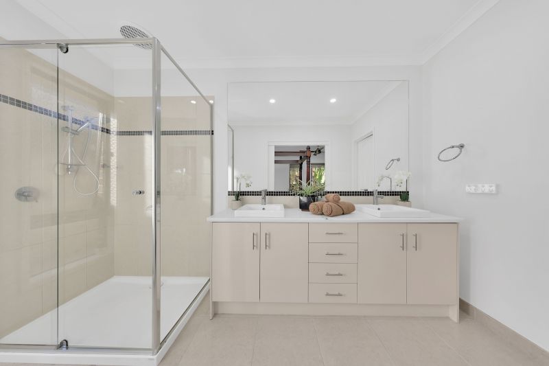 8 Taberer Court, Epping