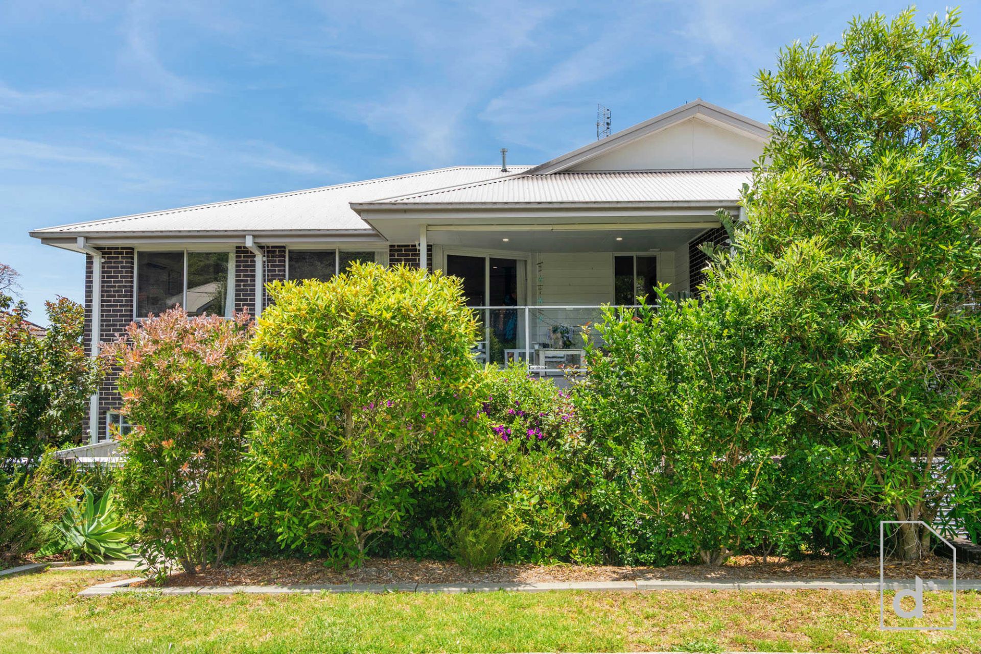 8/13 Popes Road, Woonona NSW
