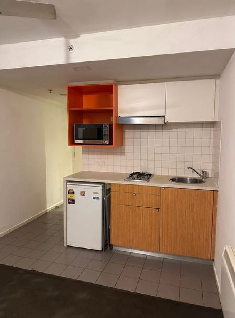 Prime City Location – Studio Apartment on Flinders Street