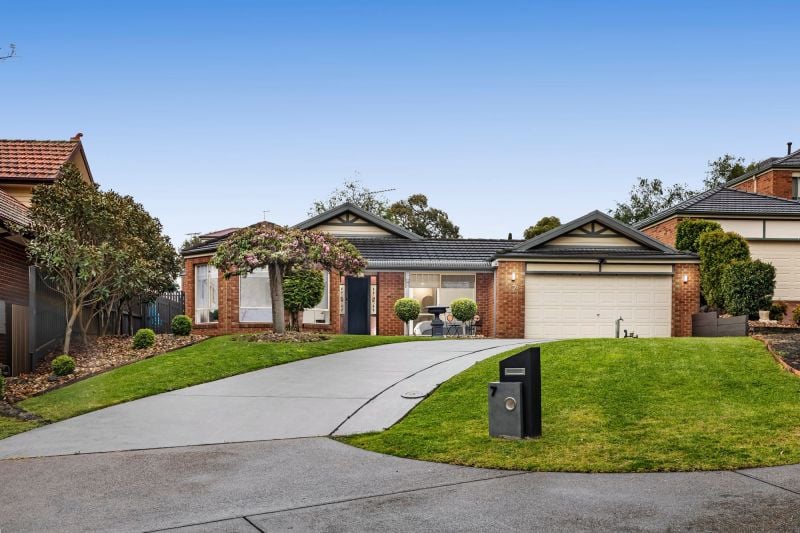 7 Wattlebird Walk, South Morang