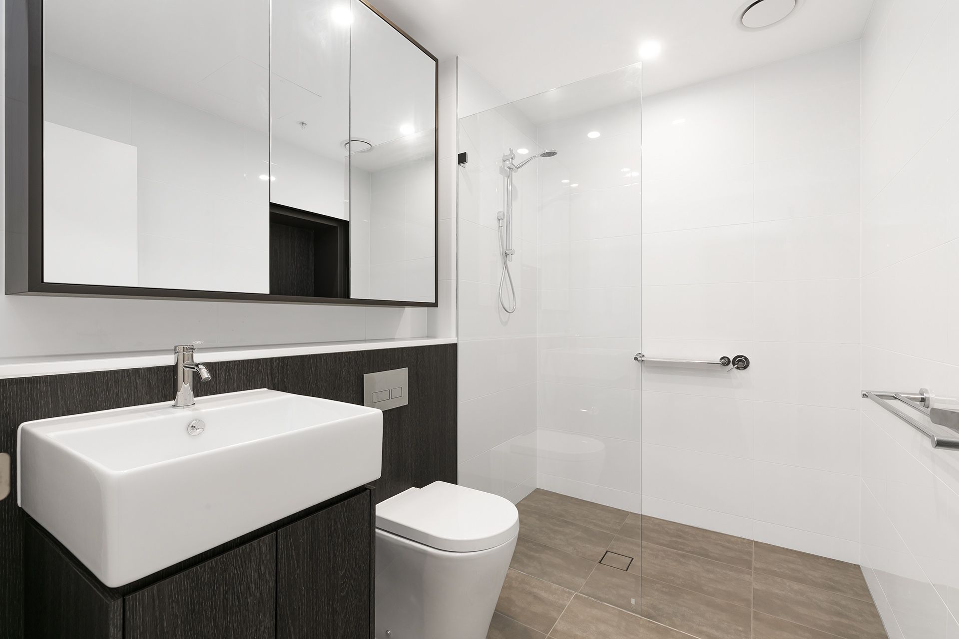 810/455A Captain Cook Drive, NSW, Woolooware, 2230, Woolooware - Thumbnail 5