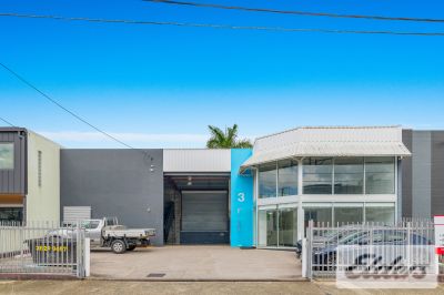 HIGHLY PRESENTABLE OFFICE / WAREHOUSE IN EAST BRISBANE!
