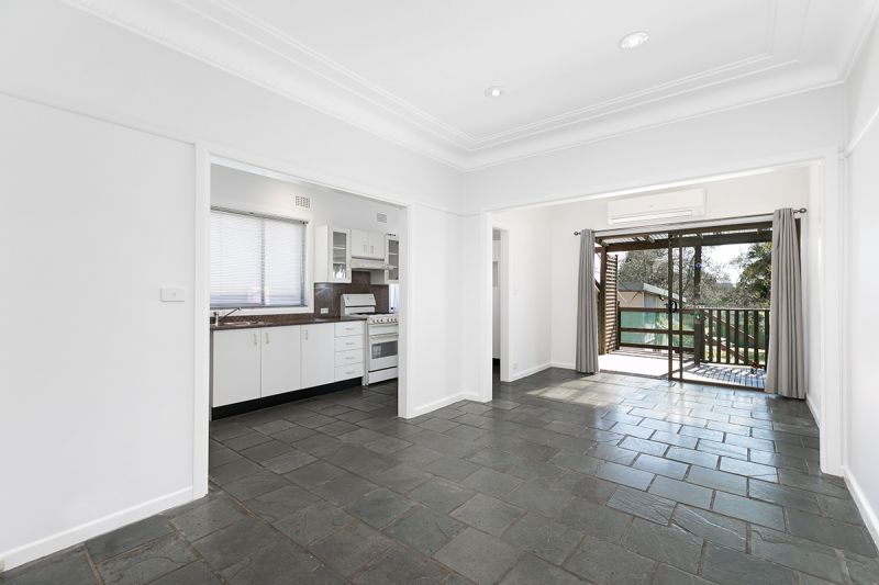 1 Horns Avenue, GYMEA BAY, Gymea Bay - Thumbnail 4