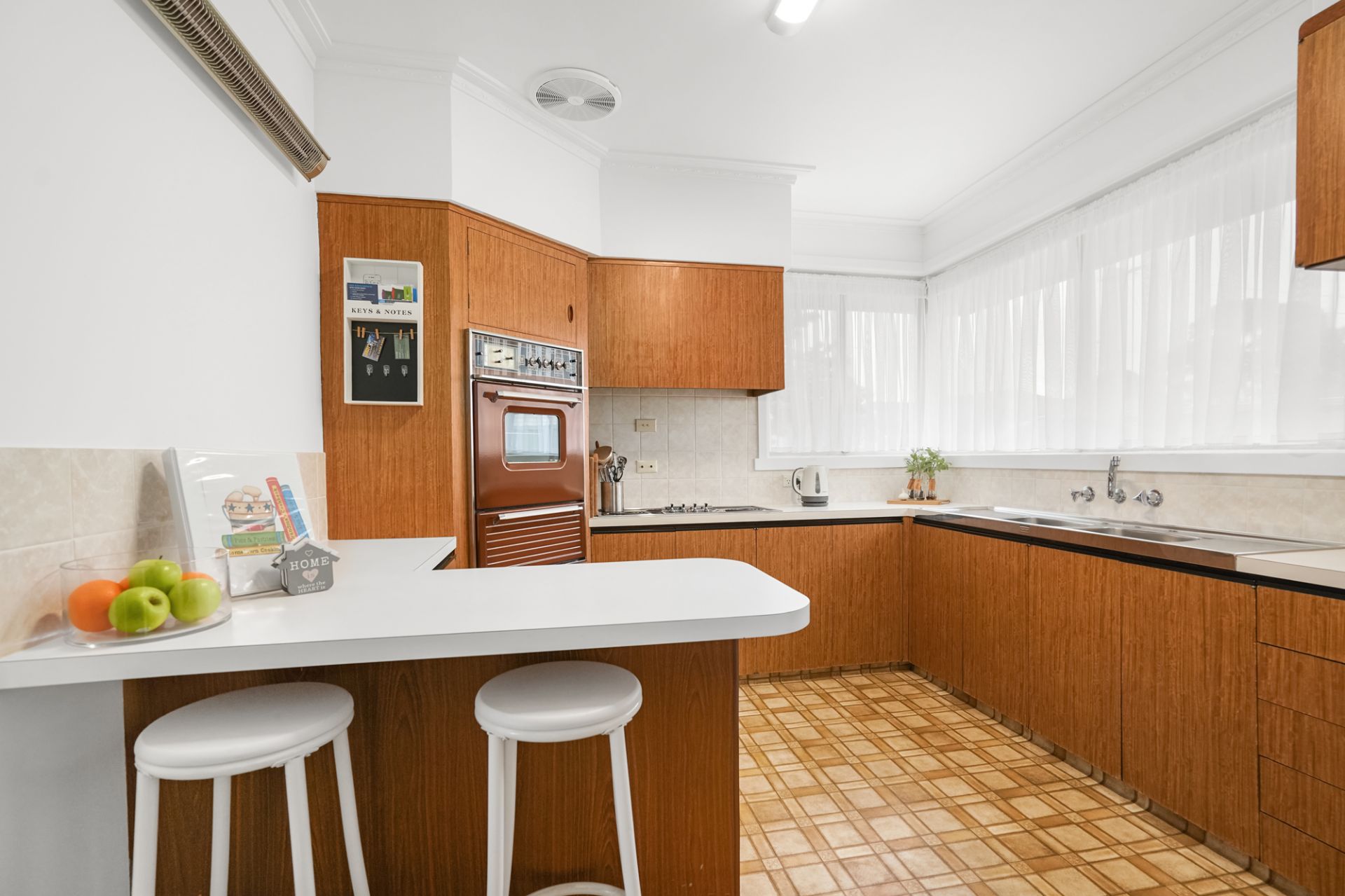 10 Adela Street, Wendouree, Wendouree - Thumbnail 5