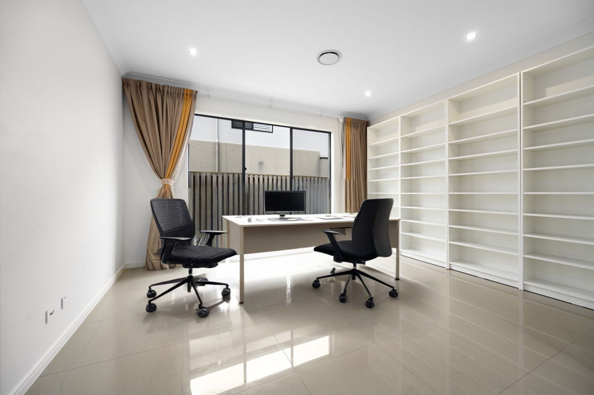 14 Amazon Circuit, Helensvale QLD 4212, Helensvale - Thumbnail 3