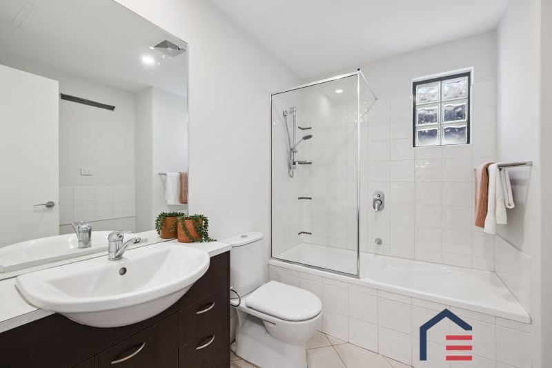 8/11 Tanunda Drive, Rivervale