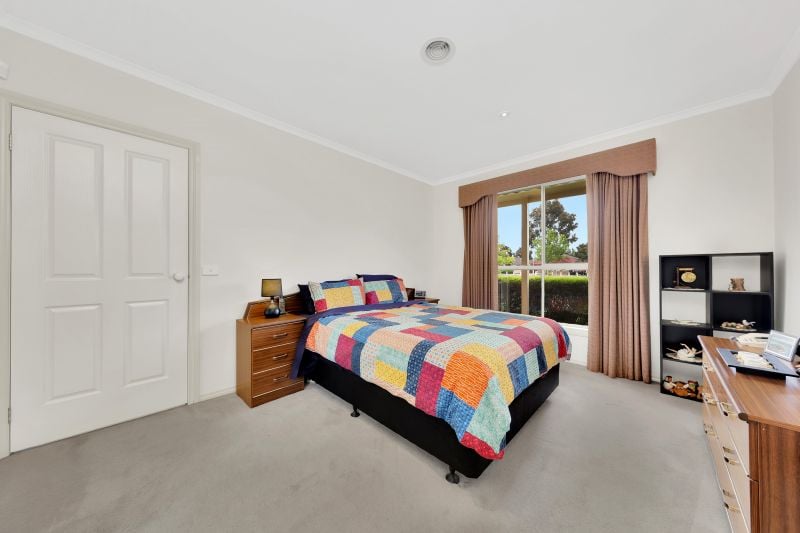 30 Capri Close, South Morang