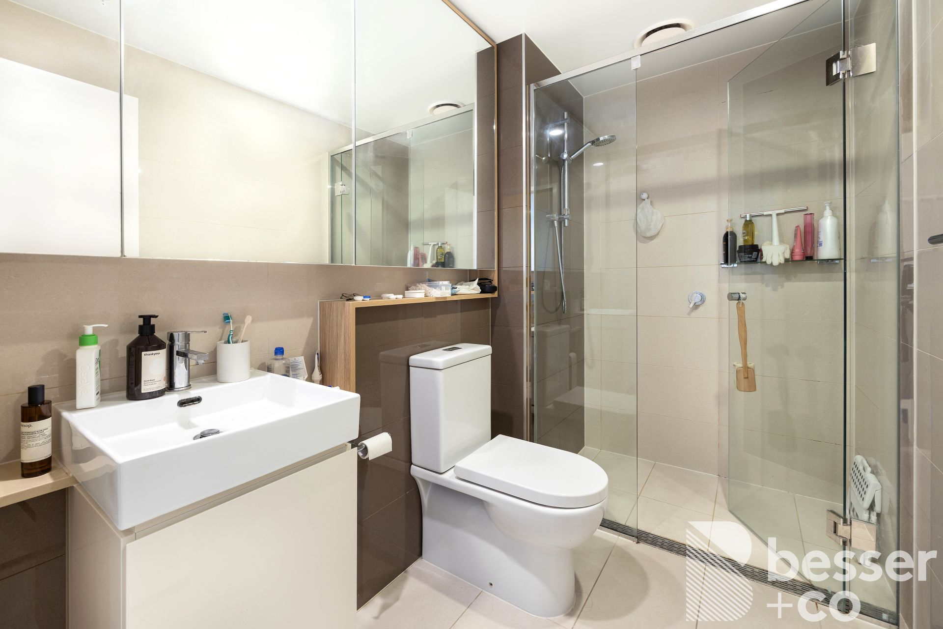 2203/3 Yarra Street, South Yarra - Thumbnail 8