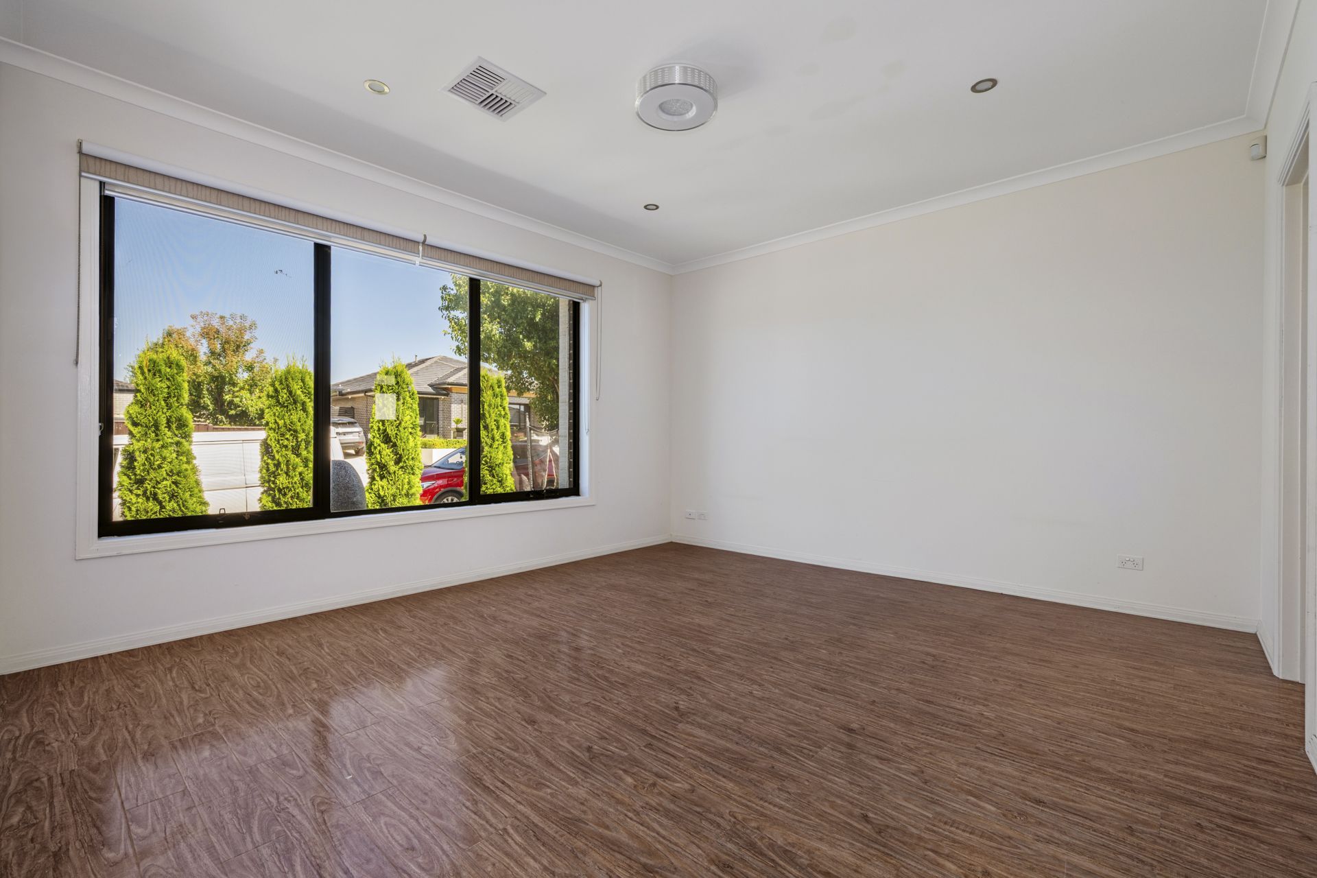 MODERN CONVENIENT LIVING