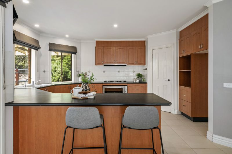 1 Wingspan Avenue, South Morang