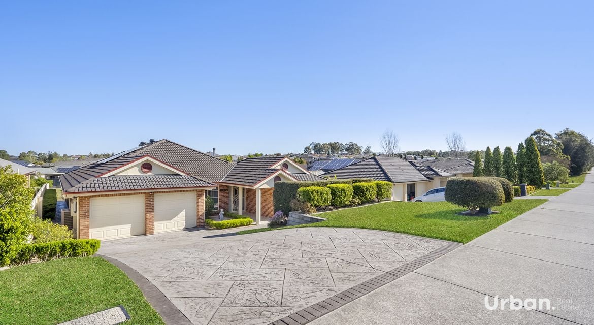 Aberglasslyn 227 Denton Park Drive
