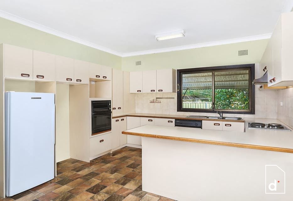 4 Windang Road, Primbee NSW 2502