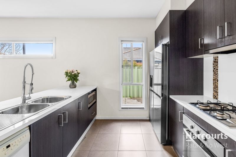 26 Goodenia Way, Caroline Springs